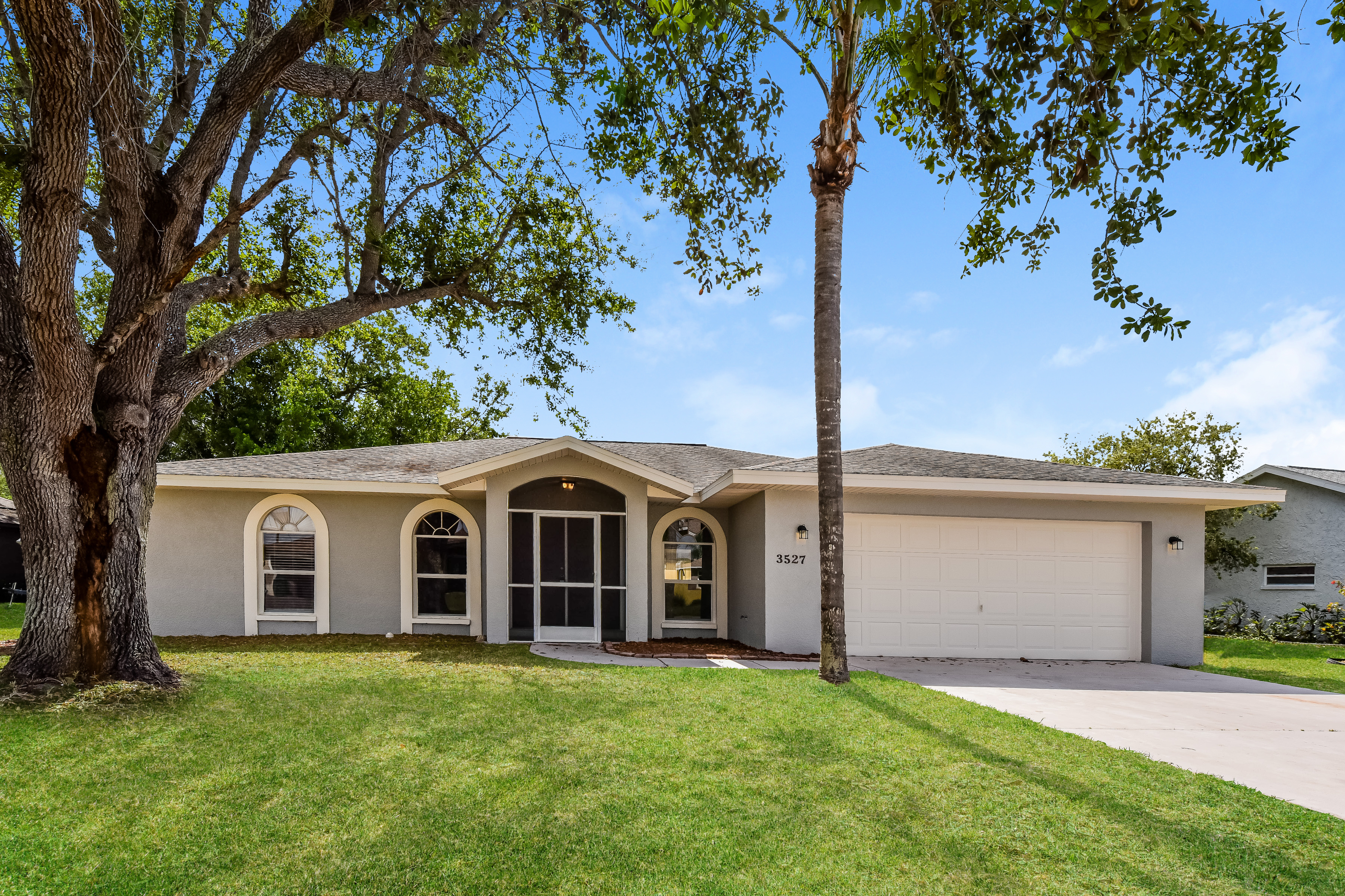 3527 SE 3RD AVE CAPE CORAL, FL 33904
